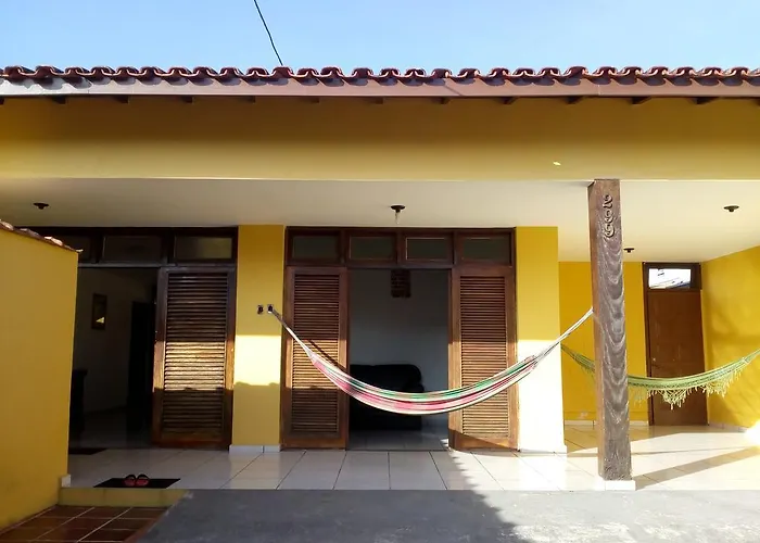 Casa com piscina na Praia Grande
